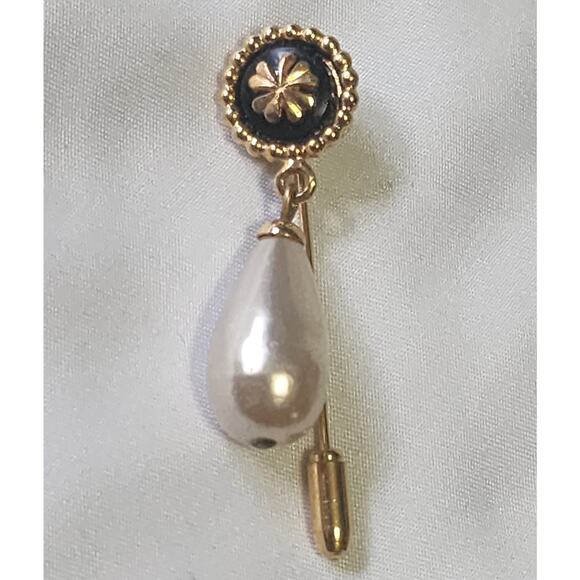 US Based Authentic Vintage CHANEL Pearl Drop Pendant Brooch Pin w dust bag - Picture 1 of 8